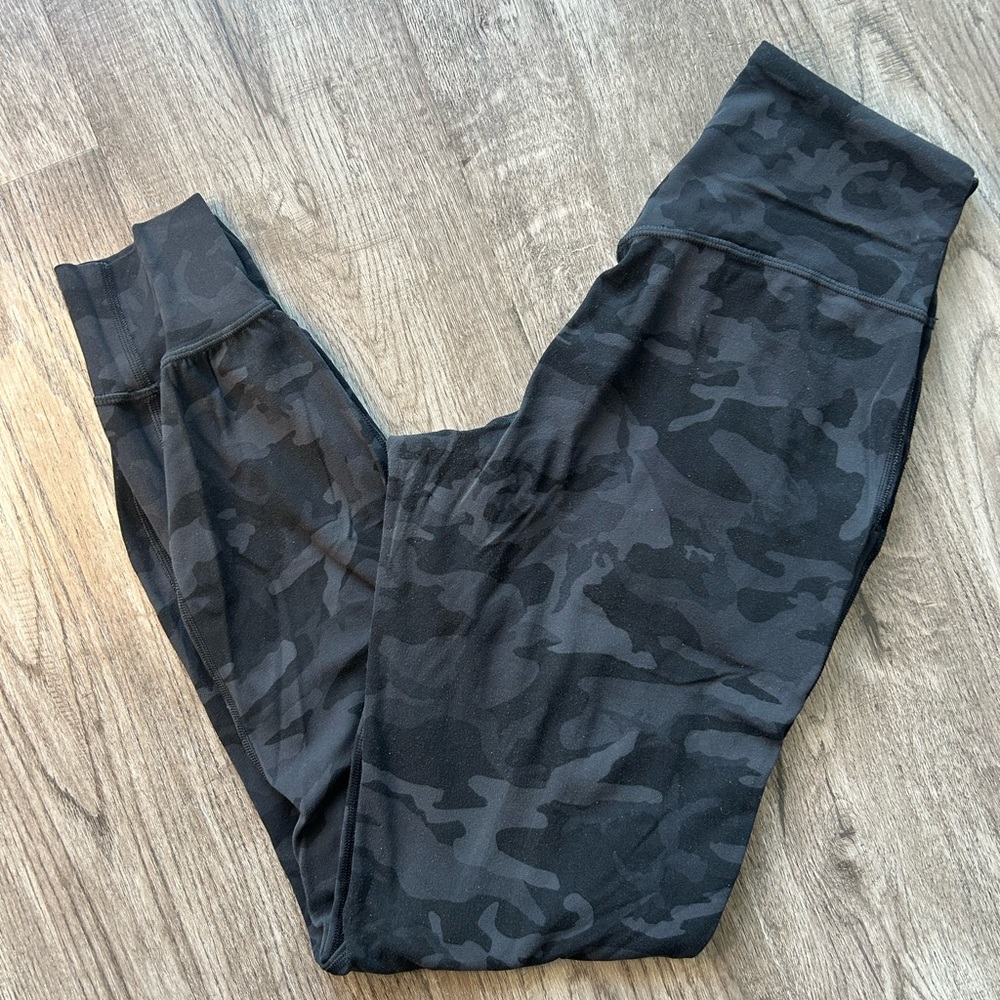 Lululemon Camouflage Leggings size 2